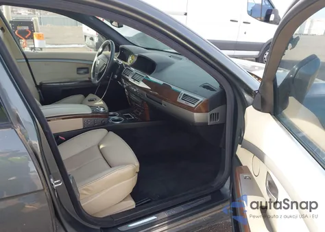 2008 BMW 750Li z USA, uszkodzony, nr VIN WBAHN83578DT85889